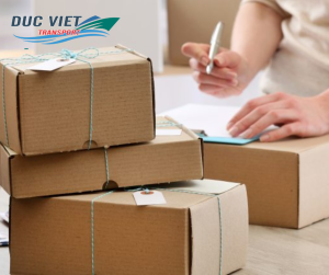 Làm sao để tiết kiệm chi phí khi gửi hàng quốc tế?