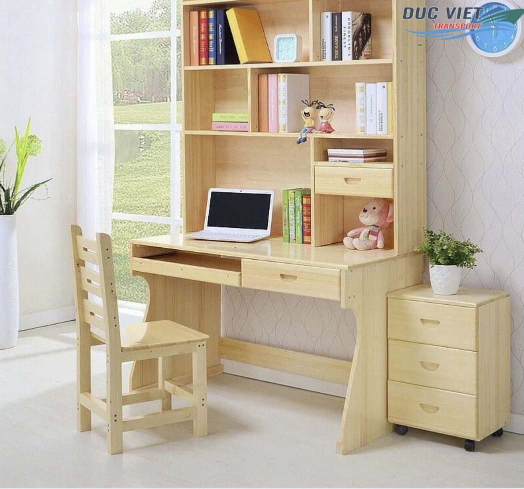 DỊCH VỤ VẬN CHUYỂN BÀN HỌC GỖ CỦA VIỆT NAM SANG ĐỨC CHO DU HỌC SINH
