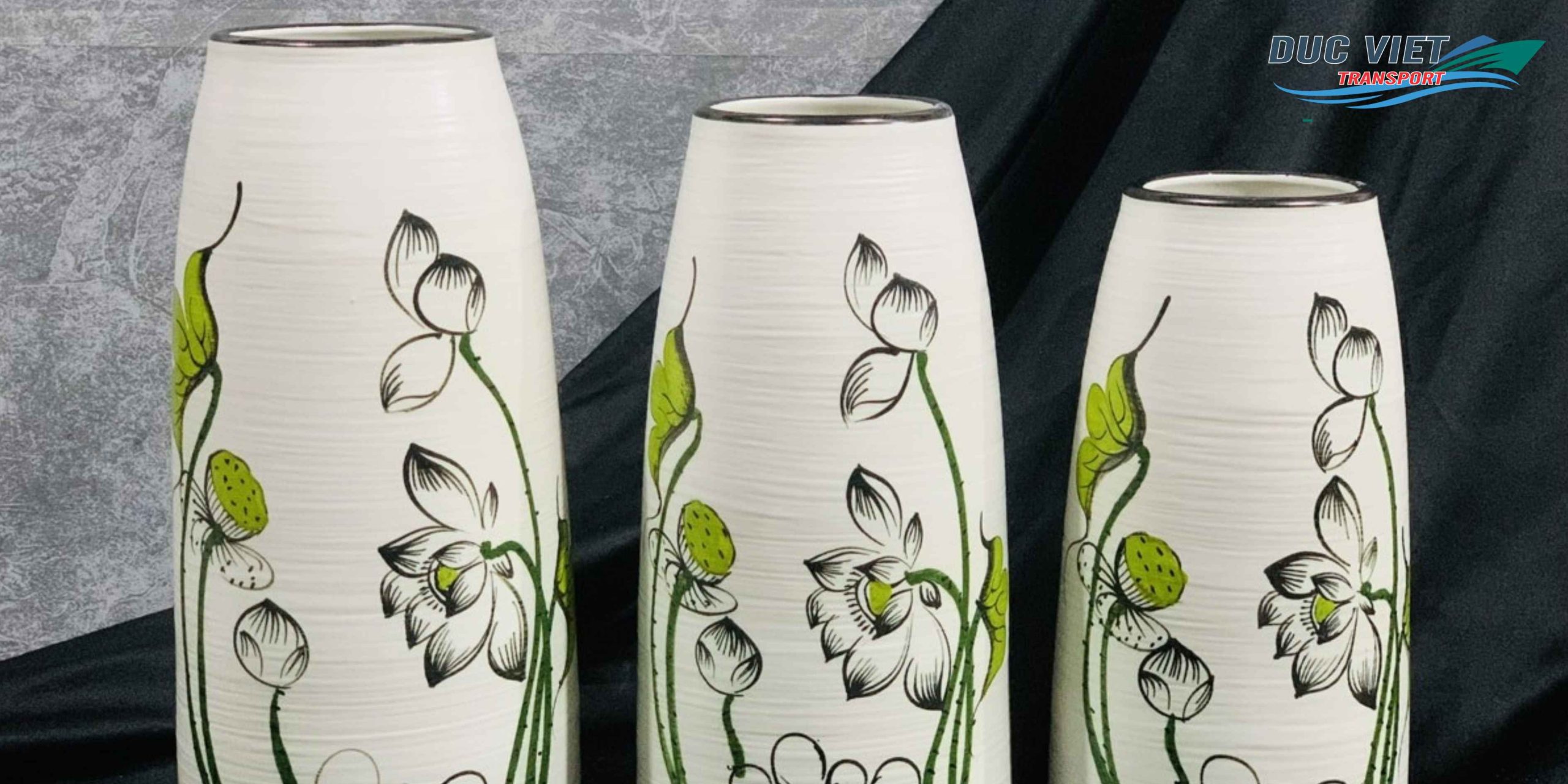 Gửi Lọ Hoa Gốm Sứ Thủ Công Việt Nam Sang Đức – Giữ Nguyên Hình Dáng Và Hoa Văn Truyền Thống