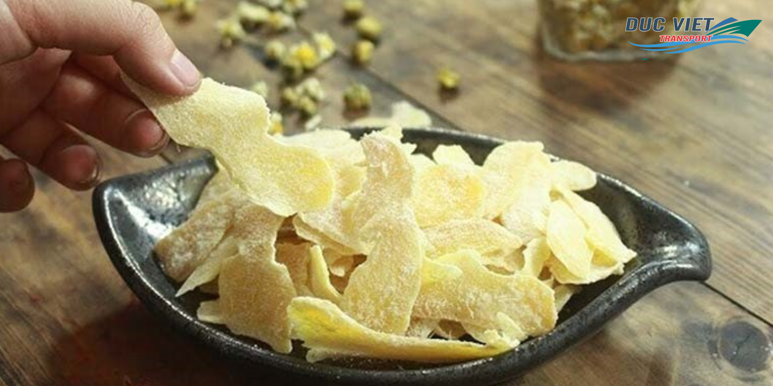 Vận Chuyển Mứt Gừng Huế Sang Đức – Cay Ấm, Đúng Chất Quà Tết Truyền Thống